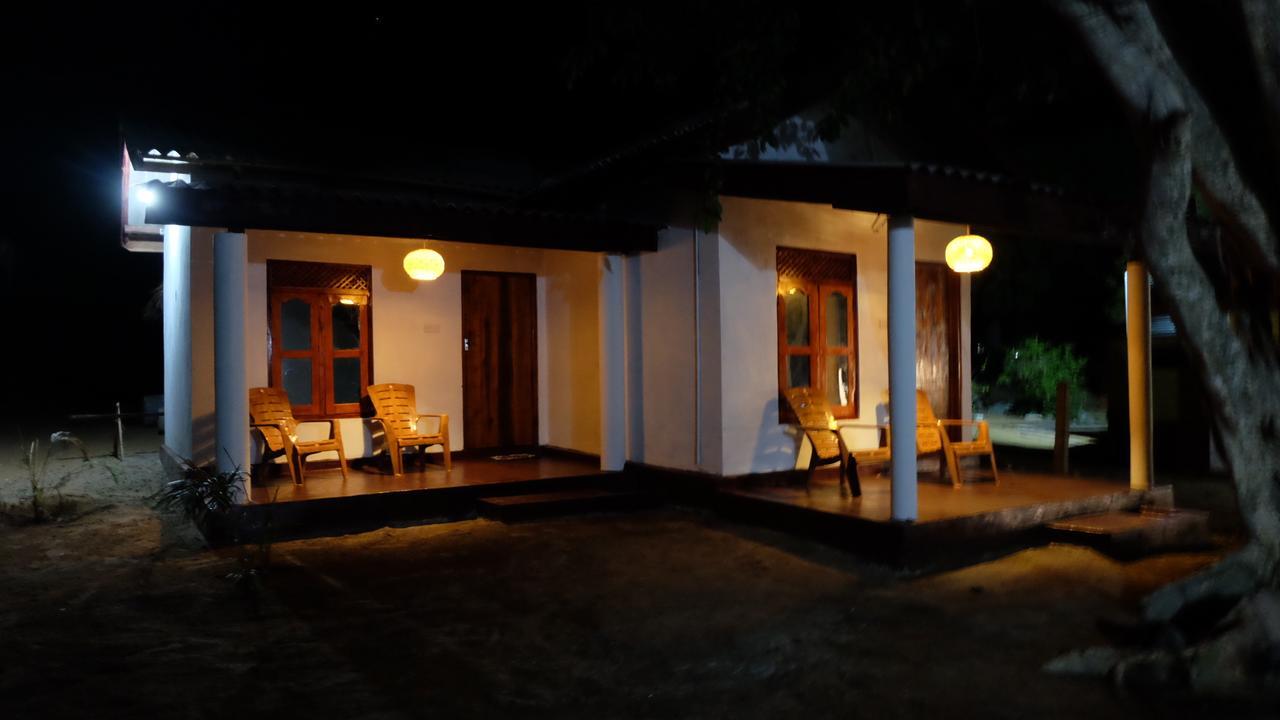 Ocean Vibe Hotel Arugam Bay Exterior photo